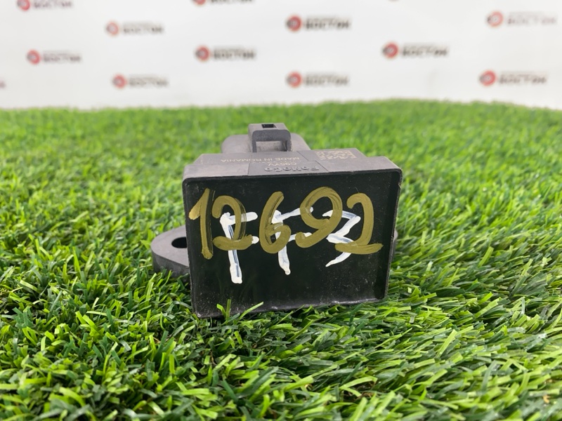 Блок управления топливным насосом, 2000 рублей, Пешки