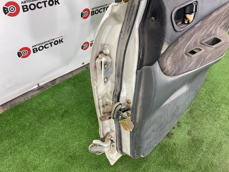 Дверь, 5000 рублей, Пешки