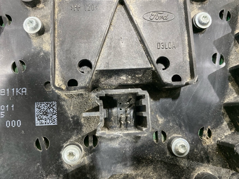 Магнитола, 2000 рублей, Пешки