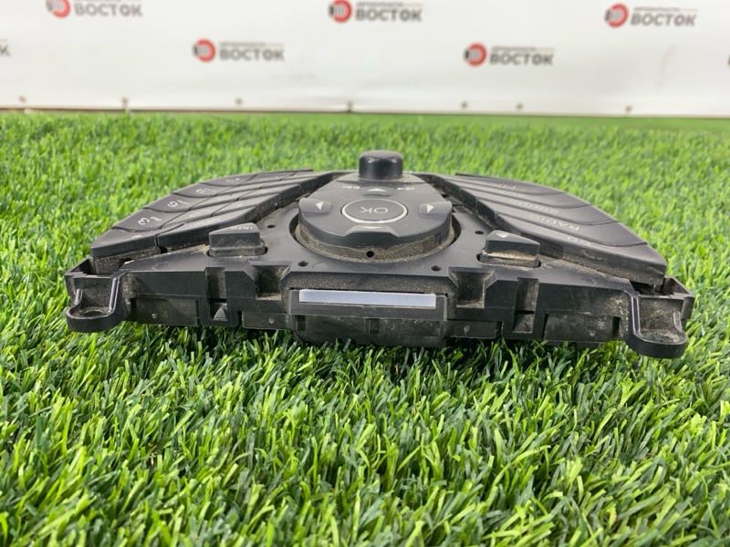 Магнитола, 2000 рублей, Пешки