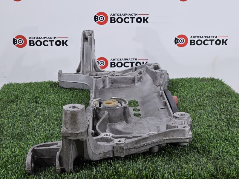 Подрамник, 3500 рублей, Пешки