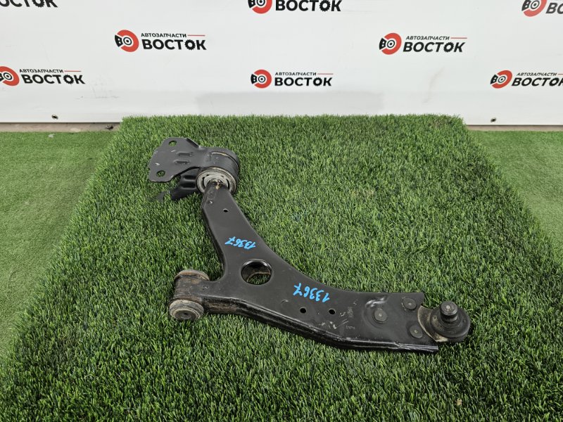 Рычаг нижний, 3000 рублей, Пешки