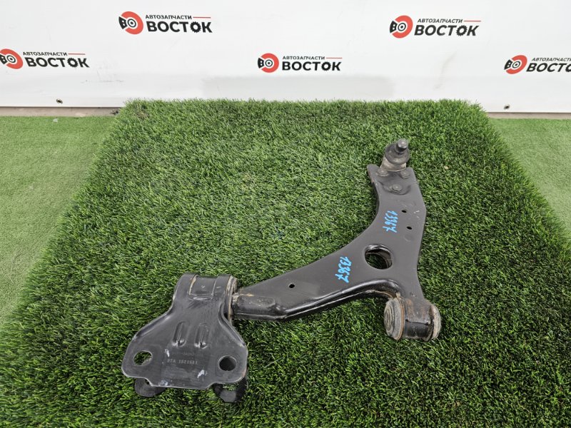 Рычаг нижний, 3000 рублей, Пешки