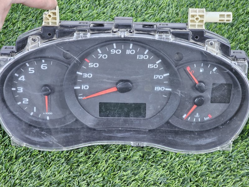 Панель приборов, 10000 рублей, Пешки