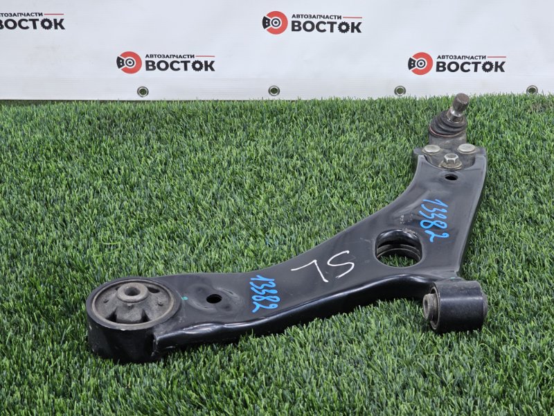 Рычаг нижний, 3000 рублей, Пешки