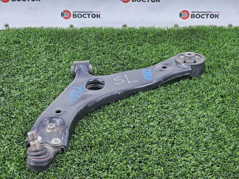 Рычаг нижний, 3000 рублей, Пешки