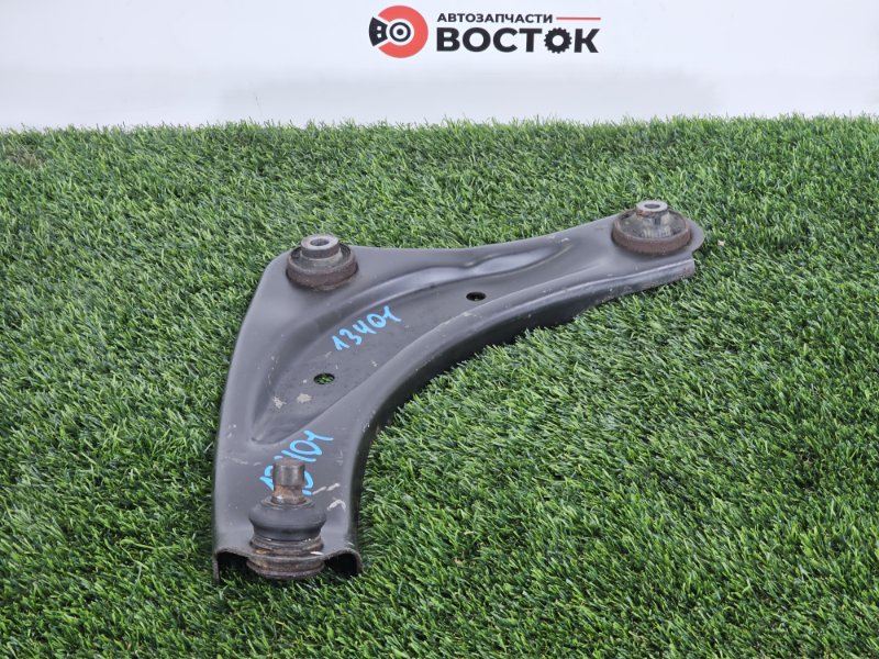 Рычаг нижний, 2000 рублей, Пешки