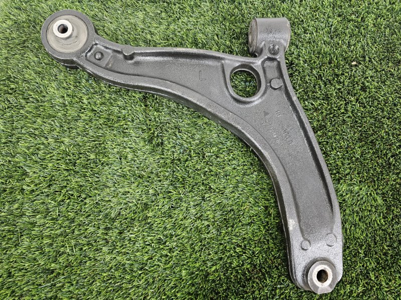 Рычаг нижний, 3000 рублей, Пешки