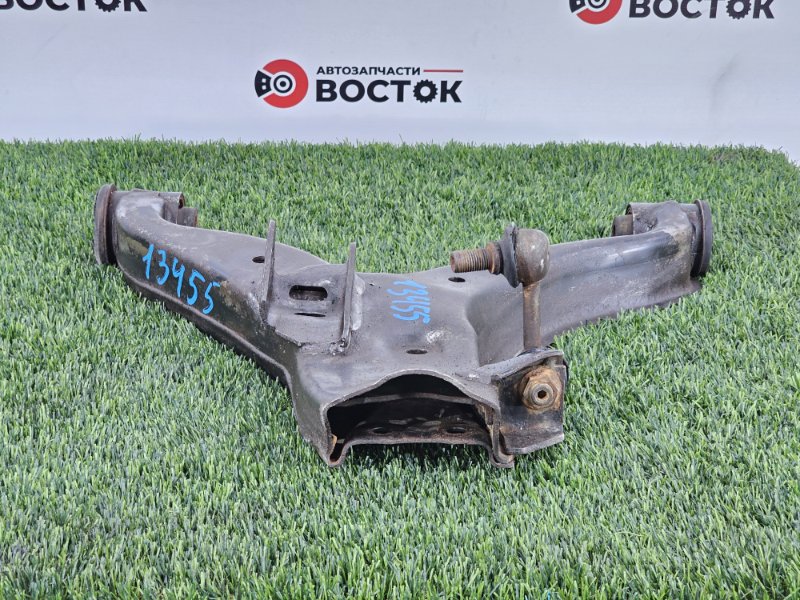 Рычаг нижний, 3500 рублей, Пешки