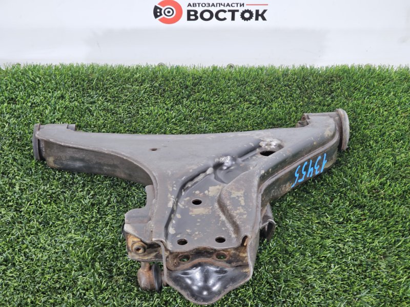 Рычаг нижний, 3500 рублей, Пешки