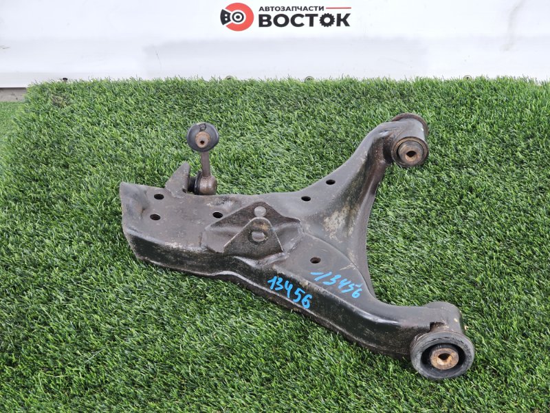 Рычаг нижний, 2500 рублей, Пешки