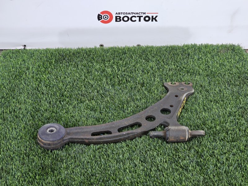 Рычаг нижний, 2500 рублей, Пешки