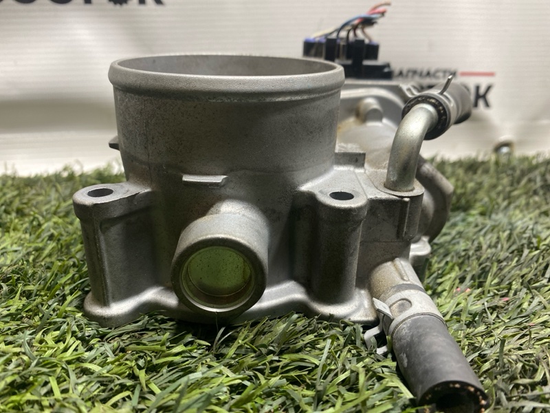 Дроссельная заслонка, 2000 рублей, Пешки