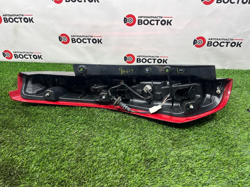 Стоп-сигнал, 9500 рублей, Пешки