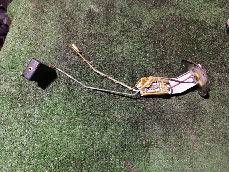 Датчик уровня топлива, 2500 рублей, Пешки