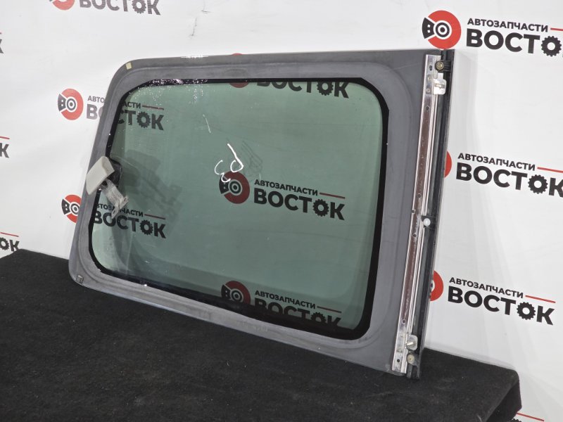 Стекло заднее, 7000 рублей, Пешки