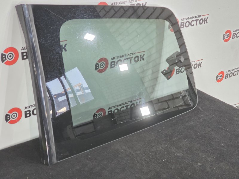 Стекло заднее, 7000 рублей, Пешки