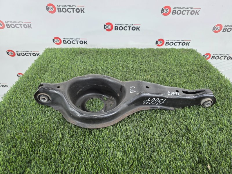 Рычаг нижний, 2000 рублей, Пешки