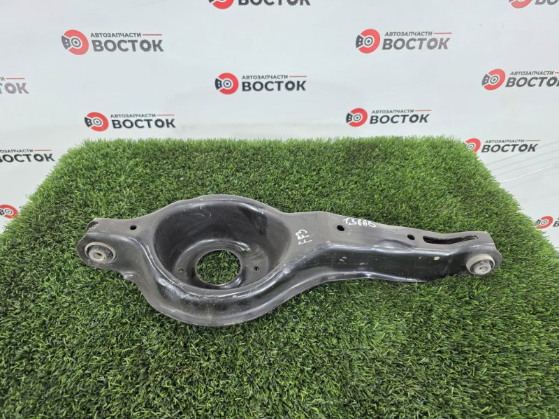 Рычаг нижний, 2000 рублей, Пешки