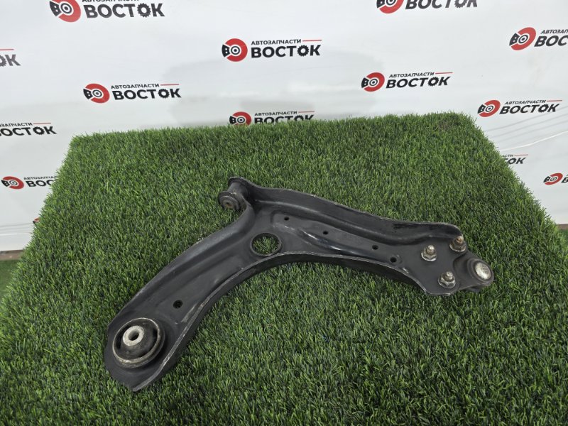 Рычаг нижний, 2000 рублей, Пешки