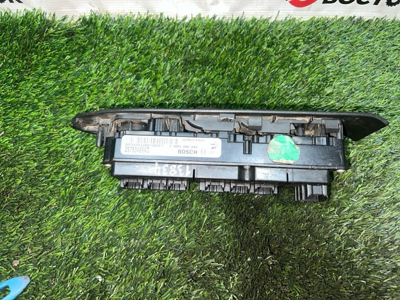 Блок управления стеклоподъемниками, 2000 рублей, Пешки