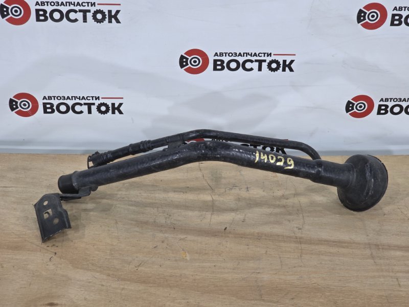 Горловина топливного бака, 3500 рублей, Пешки