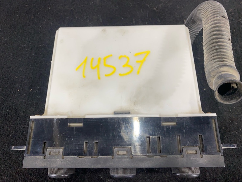 Блок управления климат-контролем, 4000 рублей, Пешки