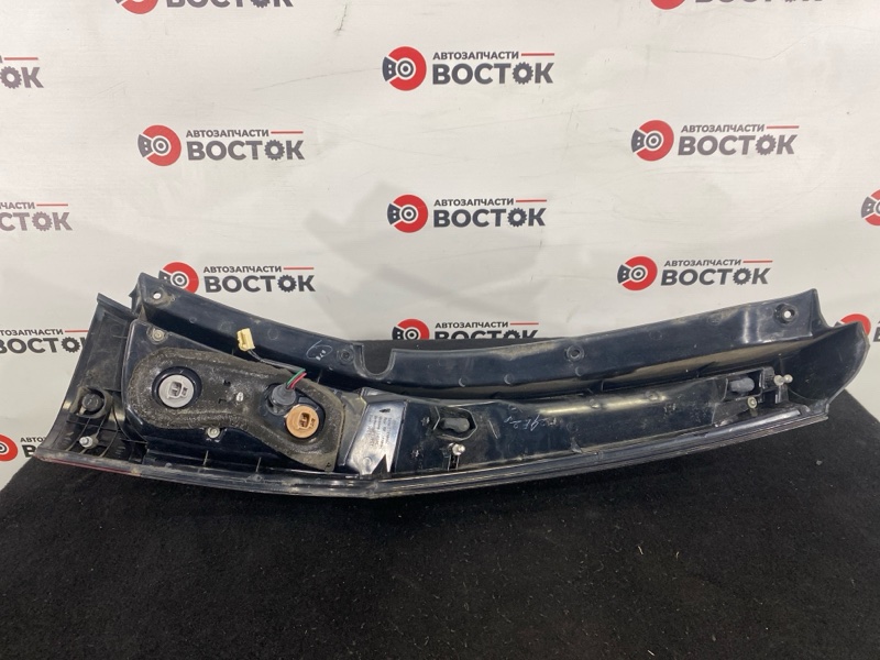 Стоп-сигнал, 4000 рублей, Пешки