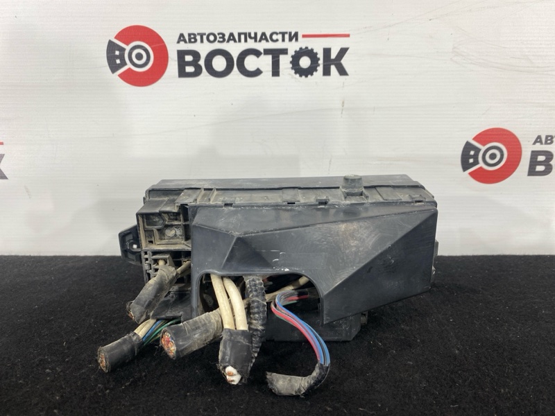 Блок предохранителей, 2000 рублей, Пешки