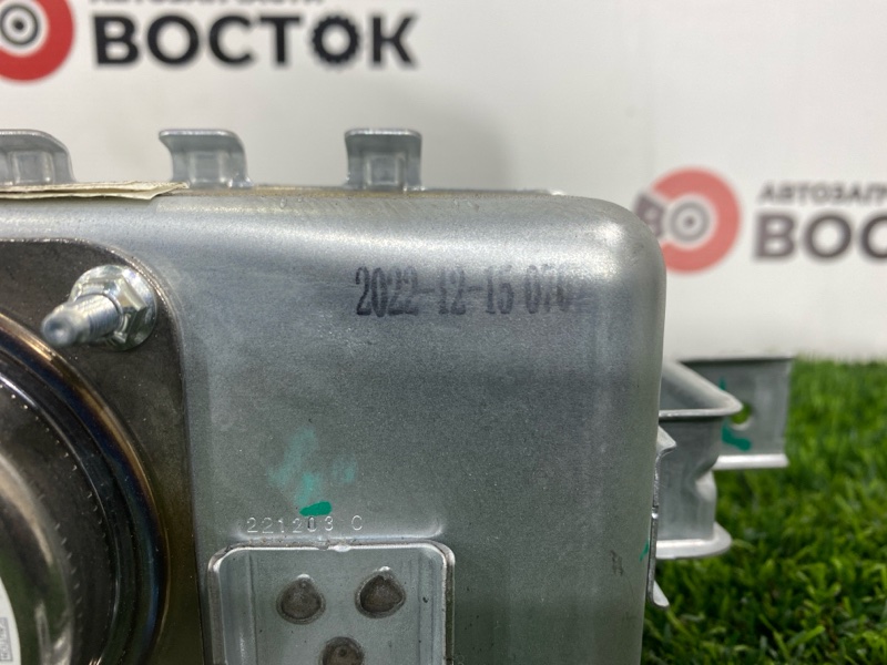 Подушка безопасности в колени, 10000 рублей, Пешки