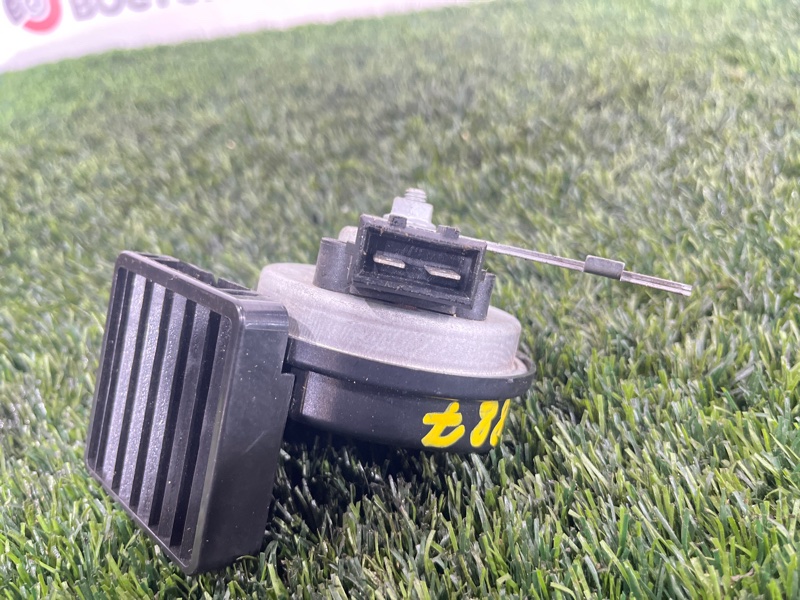 Звуковой сигнал, 1500 рублей, Пешки