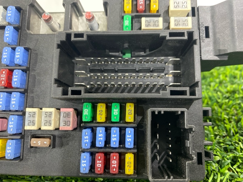 Блок предохранителей, 5000 рублей, Пешки