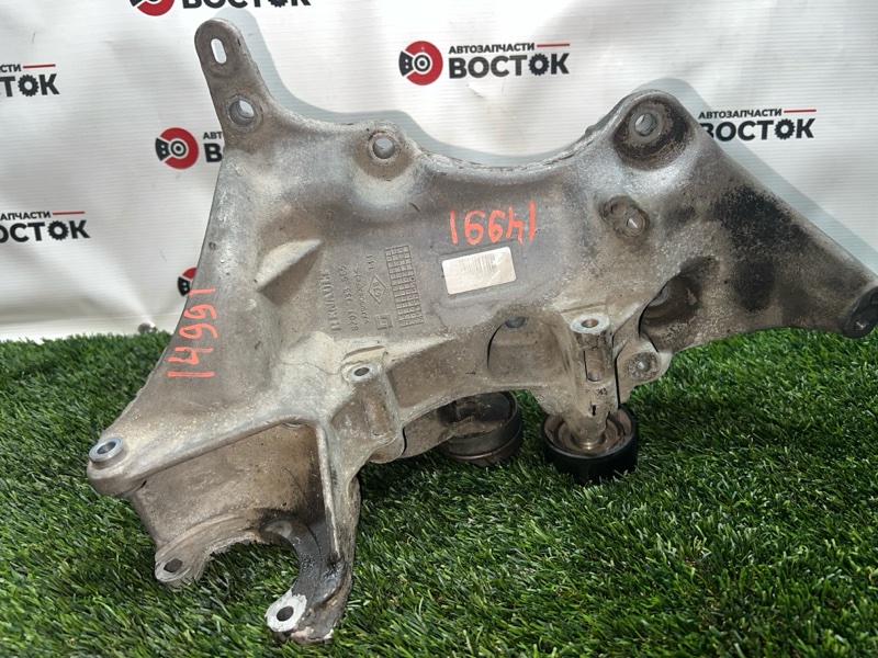 Кронштейн генератора, 2000 рублей, Пешки