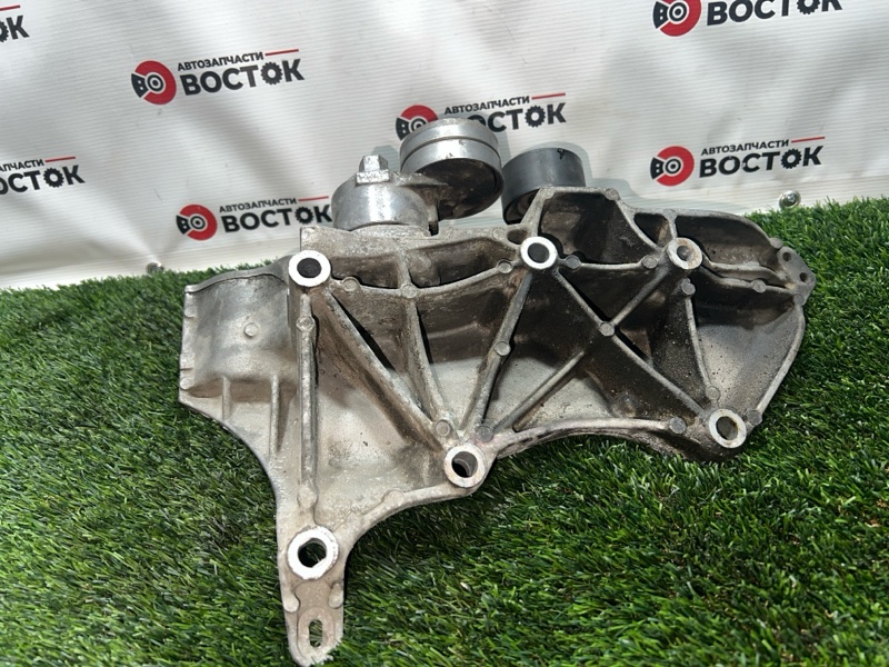 Кронштейн генератора, 2000 рублей, Пешки