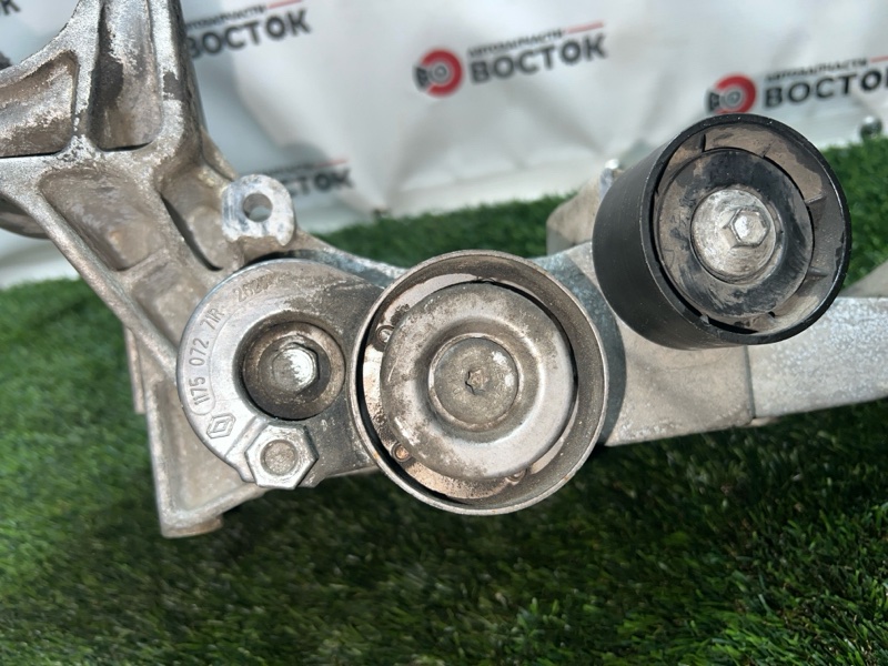 Кронштейн генератора, 2000 рублей, Пешки