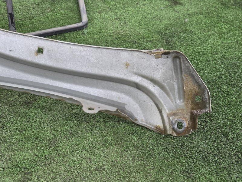 Крыло, 2000 рублей, Пешки