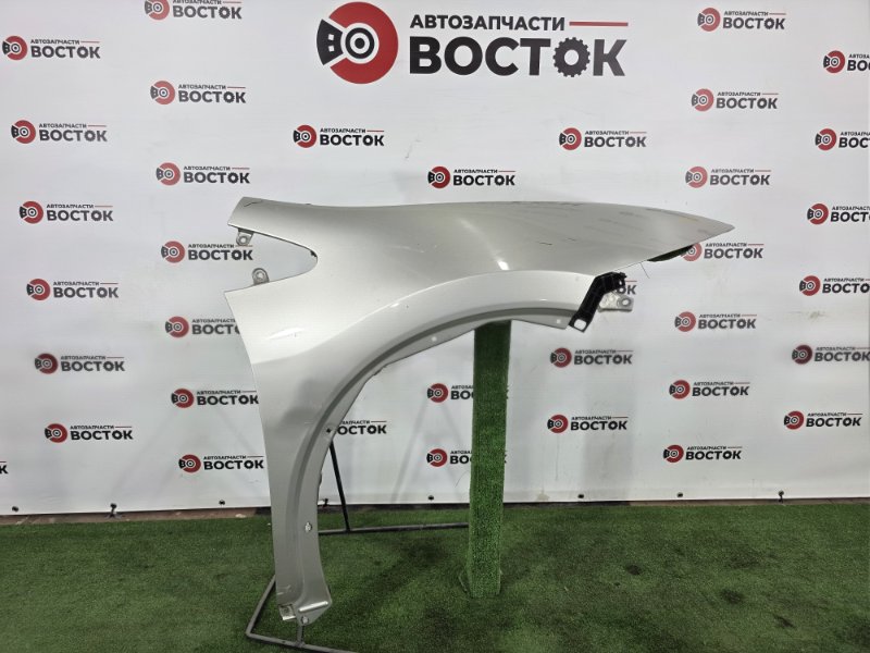 Крыло, 2000 рублей, Пешки