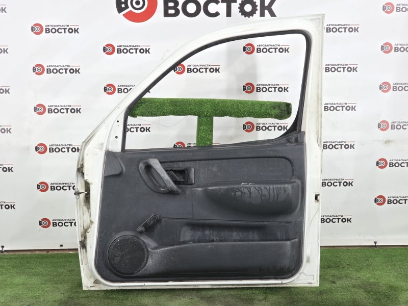 Дверь, 15000 рублей, Пешки