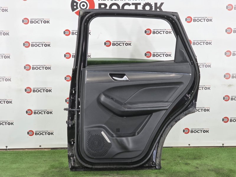 Дверь, 45000 рублей, Пешки