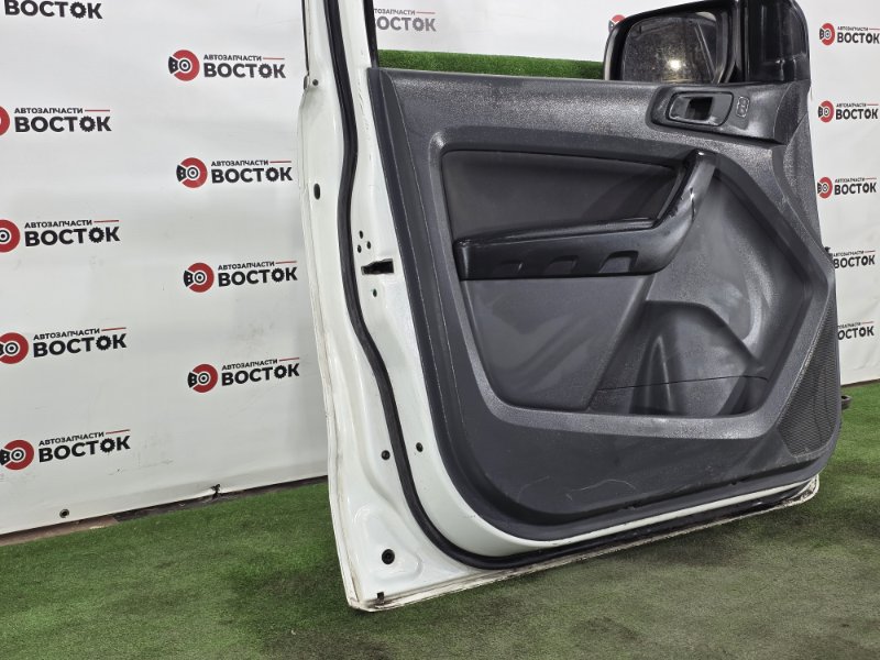 Дверь, 35000 рублей, Пешки