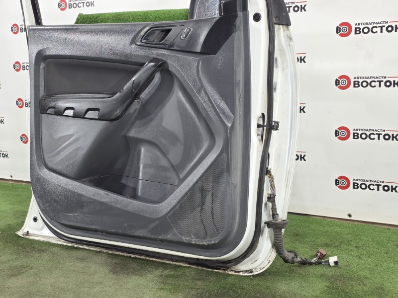 Дверь, 35000 рублей, Пешки