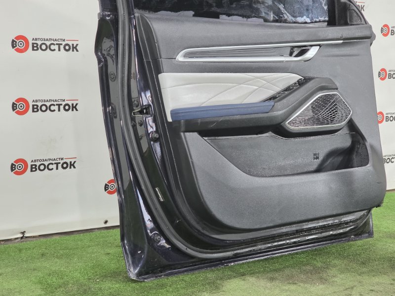 Дверь, 50000 рублей, Пешки