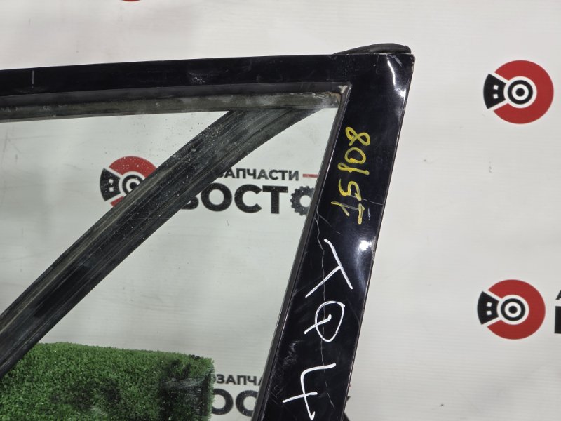 Дверь, 10000 рублей, Пешки