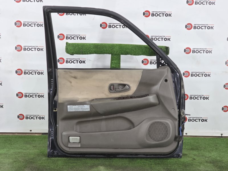 Дверь, 10000 рублей, Пешки