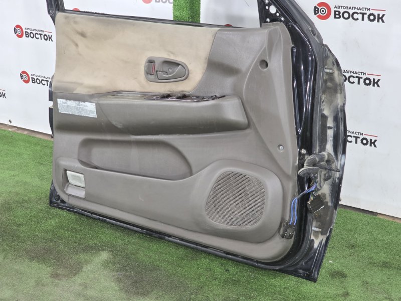 Дверь, 10000 рублей, Пешки