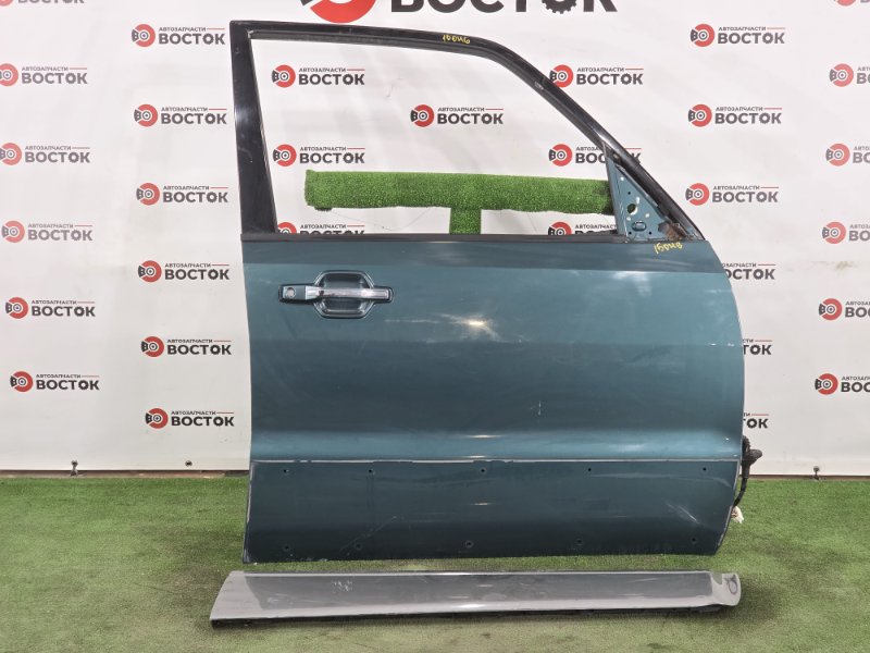 Дверь, 10000 рублей, Пешки