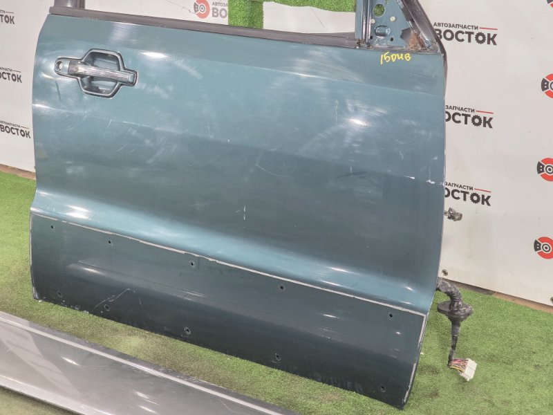 Дверь, 10000 рублей, Пешки