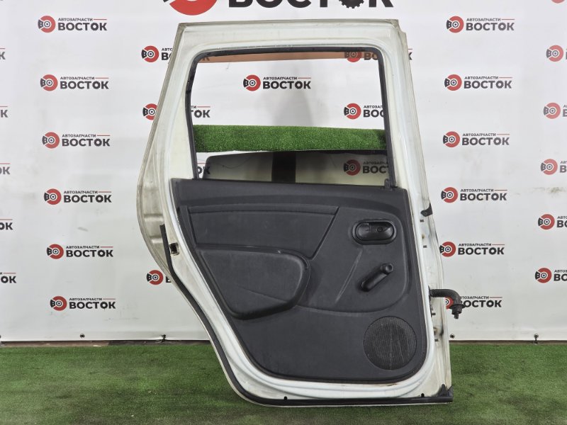 Дверь, 35000 рублей, Пешки