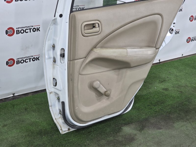 Дверь, 9000 рублей, Пешки