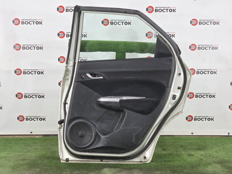 Дверь, 7000 рублей, Пешки